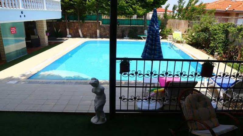 Guzelyali Hotel Ayvalı Extérieur photo