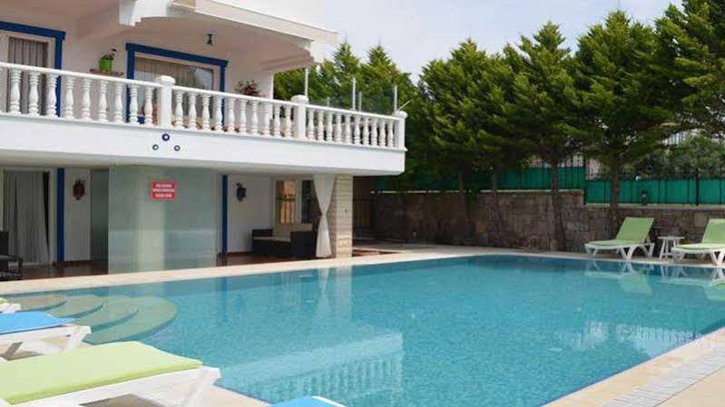 Guzelyali Hotel Ayvalı Extérieur photo