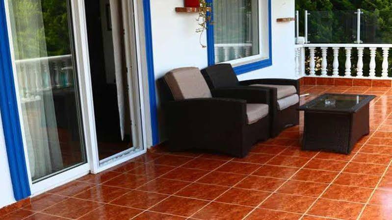 Guzelyali Hotel Ayvalı Extérieur photo