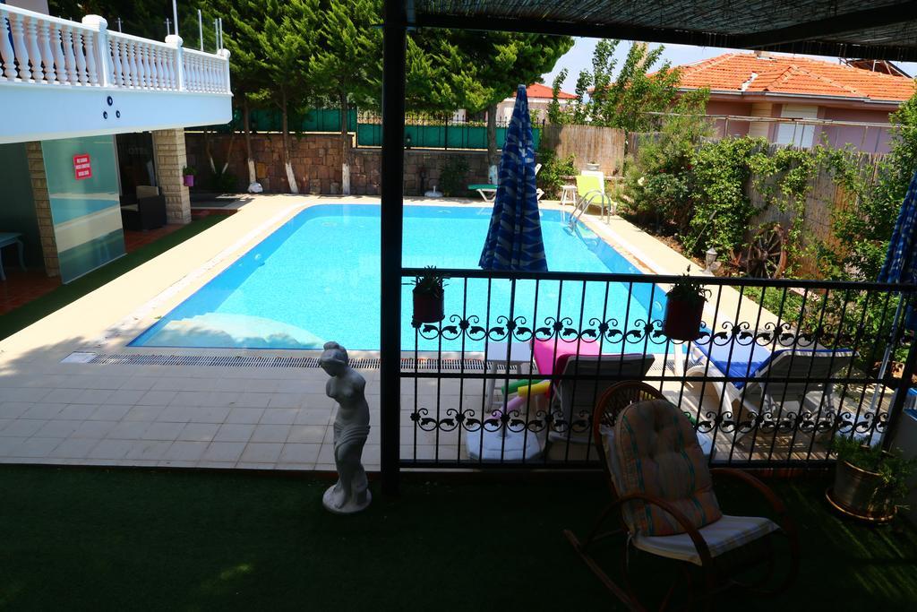 Guzelyali Hotel Ayvalı Extérieur photo