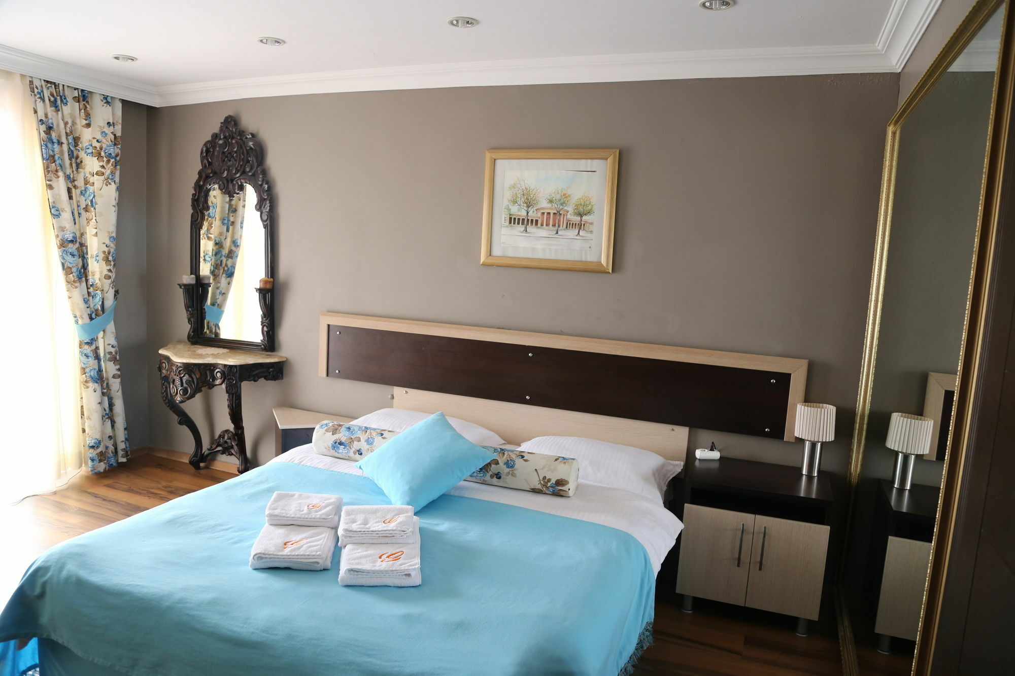 Guzelyali Hotel Ayvalı Extérieur photo